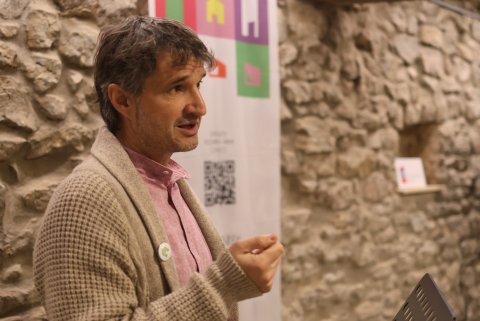 AUZOAREN ARIMA AURKEZPENA 