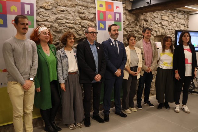 AUZOAREN ARIMA AURKEZPENA 