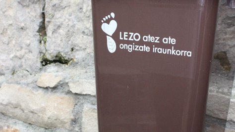 Organikoa jasotzeko ontzia