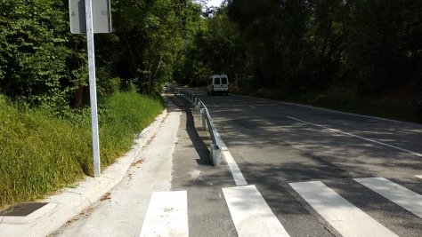La entrada del polígono peatonalizada