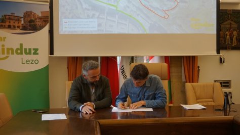 LEZOKO UDALAK ETA AÑARBEKO URAK-ek HITZARMENA SINATU DUTE UDALERRIKO HORNIDURA ETA SANEAMENDU SAREAK HOBETZEKO