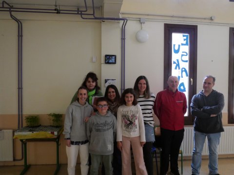 Grupo de escolares que han tomado parte en el proyecto