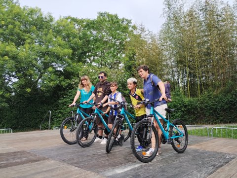 ESKOLA KIROLA DESPLAZAMENDU JASANGARRIAK