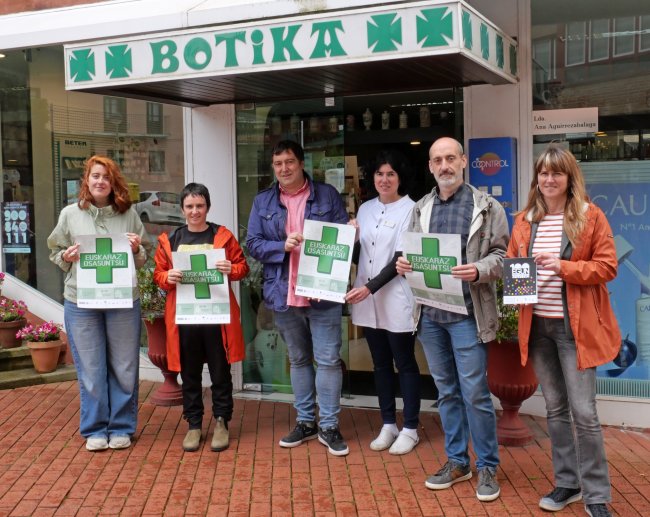 Concejales de euskera de Oarsoaldea en la presentación de la campaña